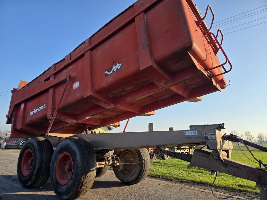 Przyczepa skorupowa lyonnet brimont  12, 14 ton