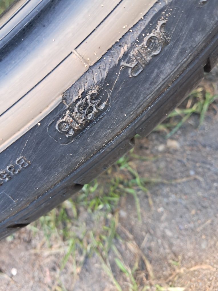 275/30 R20 97Y RUNFLAT- DUNLOP SPSPORT MAXX GT - 33/2016- 5,7mm- 2szt