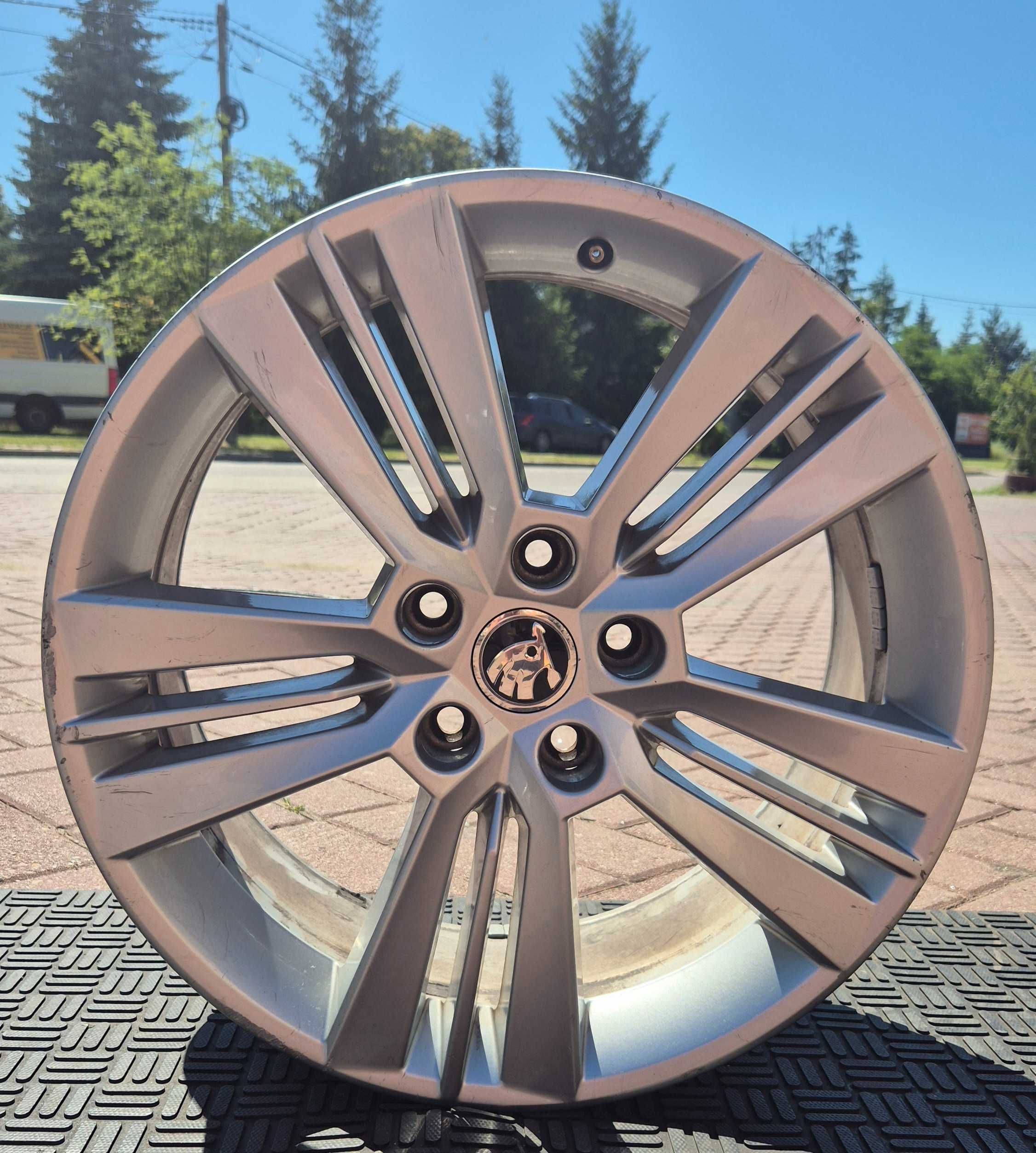 Oryginalne Felgi Aluminiowe Skoda 18" 5x112 ET51