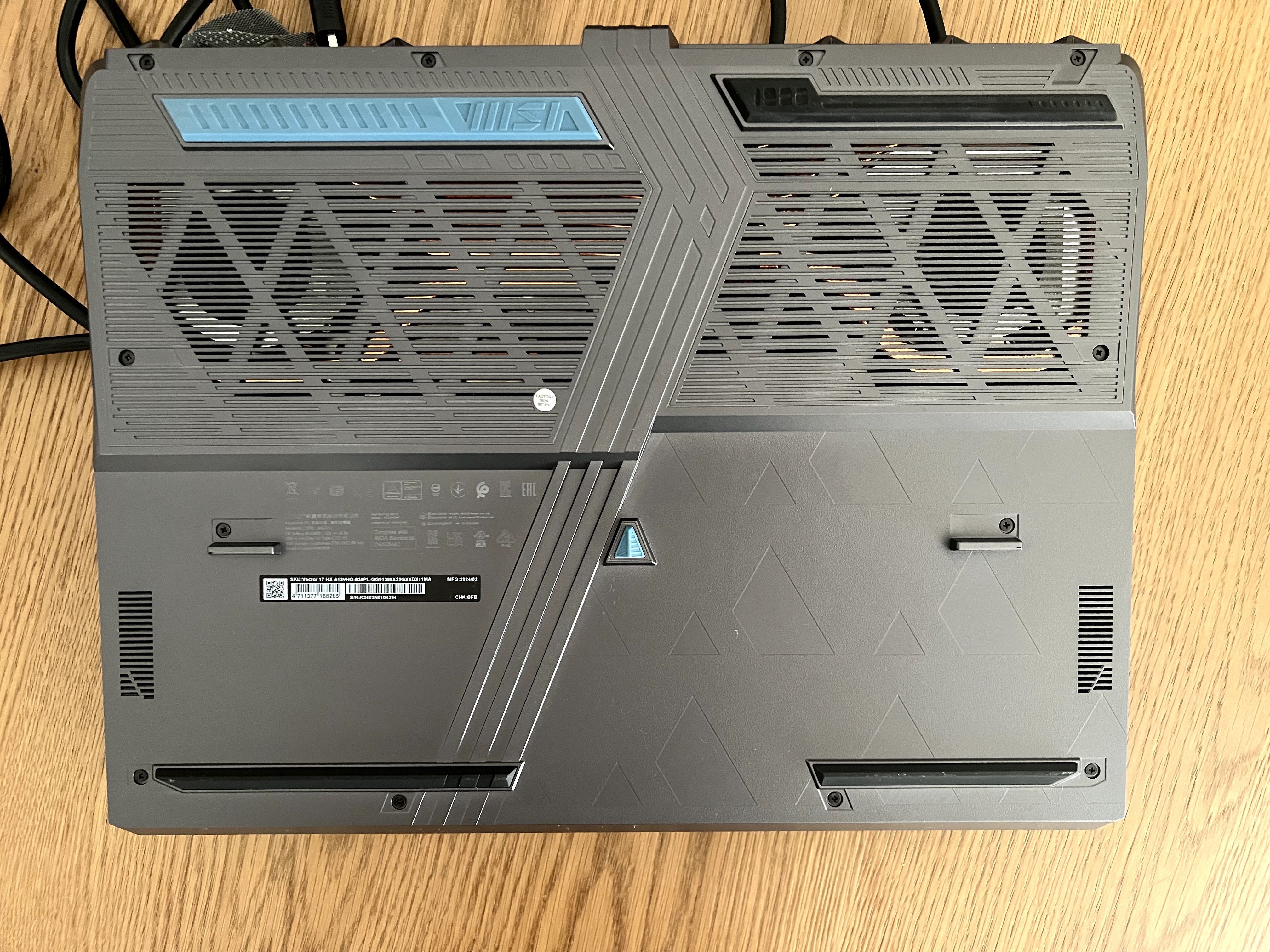 MSI Vector 17 HX i9-13980HX/32GB/1TB/Win11 RTX4080 z gwarancją