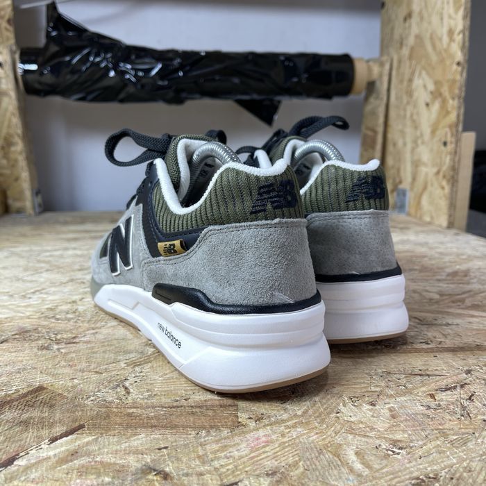 Чоловічі кросівки Нью Беленс 997 Olive