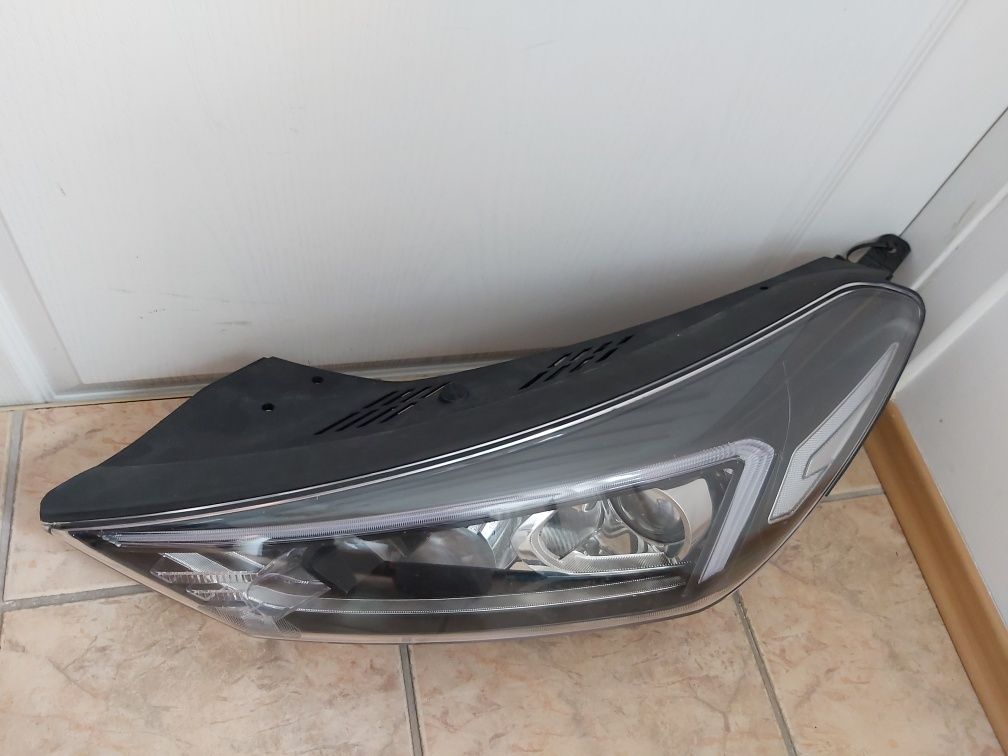 Hyundai Tucson lift 2018 -20 reflektor lampa lampy NOWE