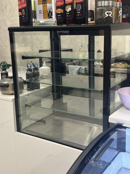 Меблі для закладу