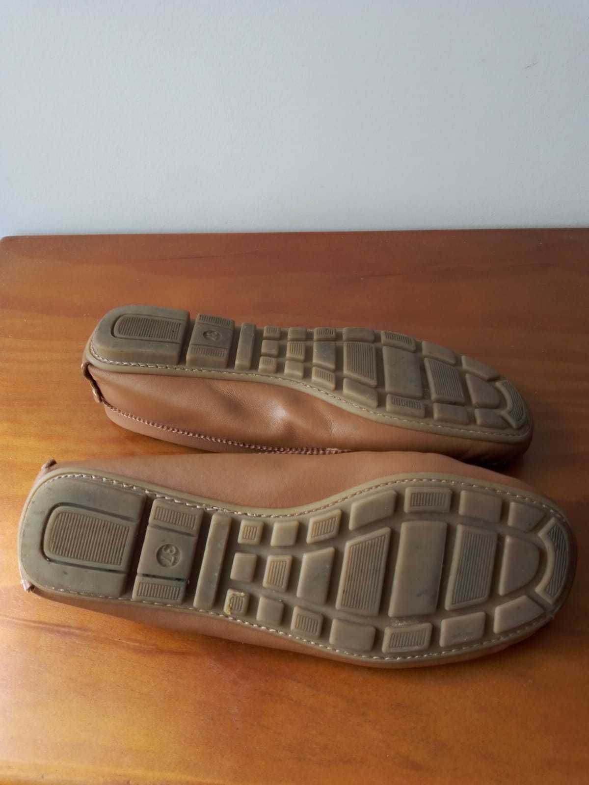 Sapatos de mulher rasos