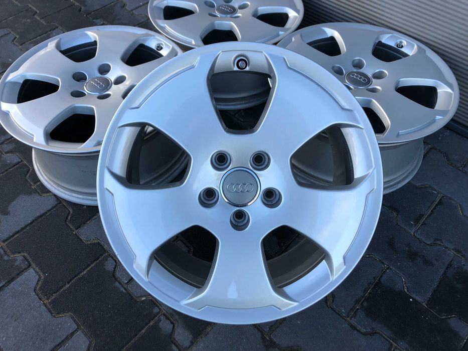 5x112 17 AUDI A3 S3 RS3 8P0 8V0 A4 B6 B7 Golf Passat Skoda EOS