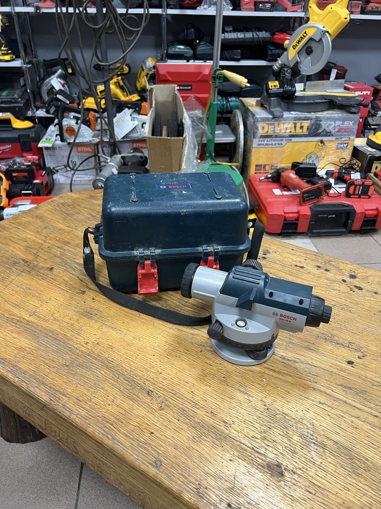 Нивелир нівелір Bosch GOL 20 G