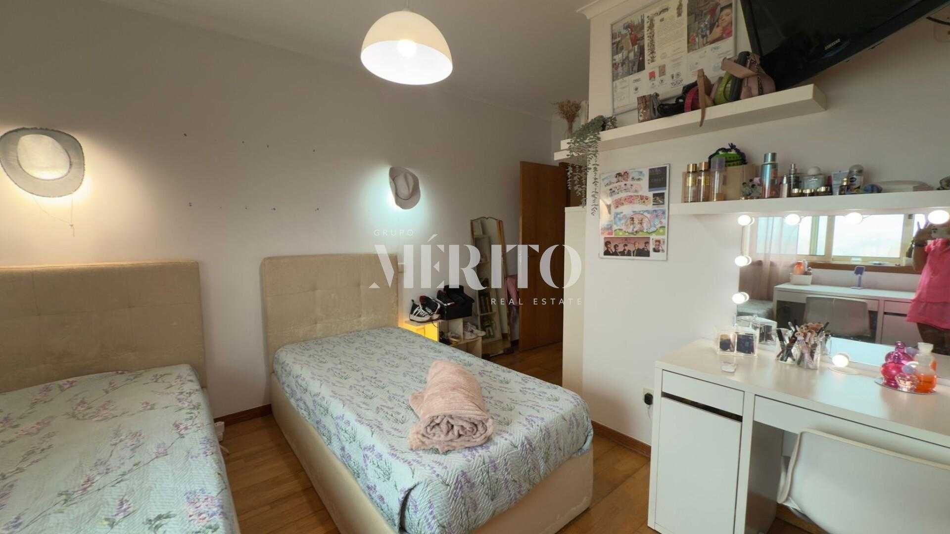 Apartamento T3 - Póvoa de Varzim, Beiriz e Argivai