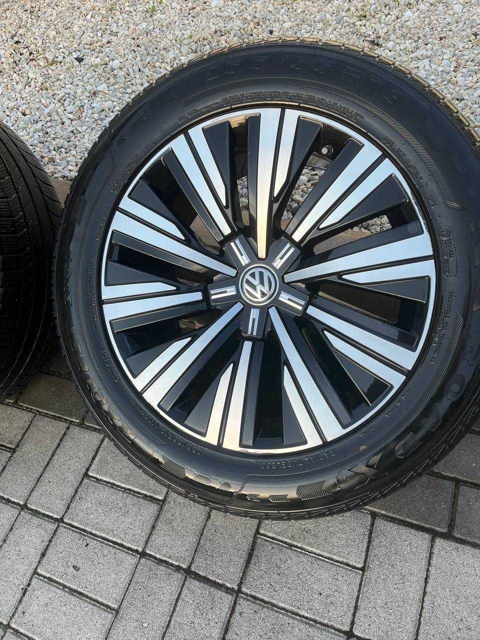 Диски на Туарег R19.  2020 рік.