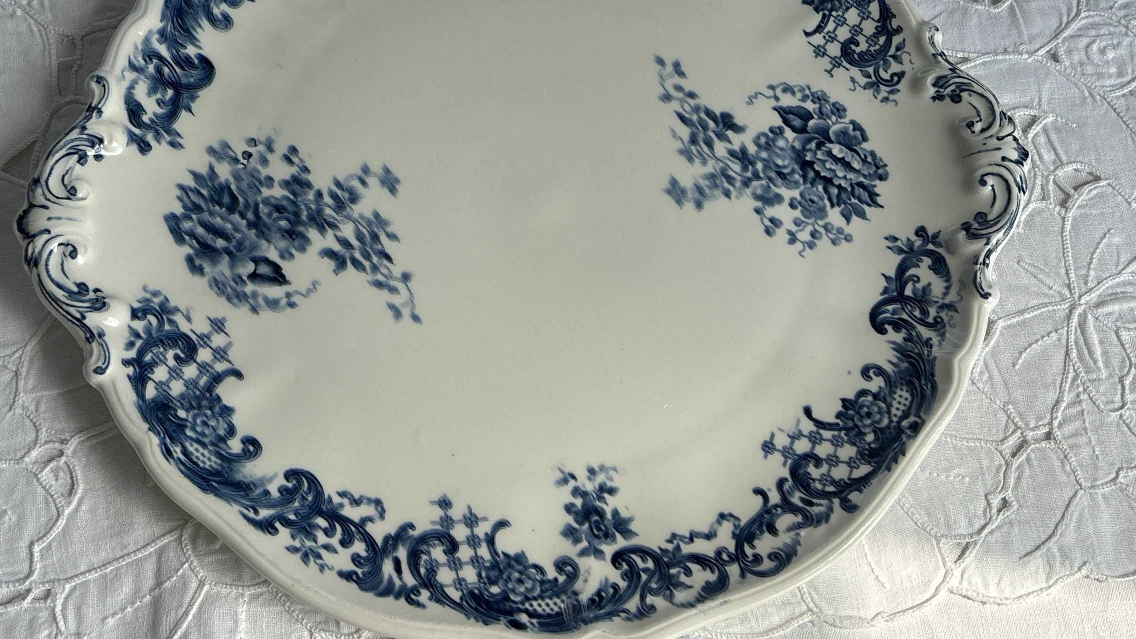 Villeroy & Boch Valeria patera do ciasta 28,5* 26,5 cm kolor kobaltowy