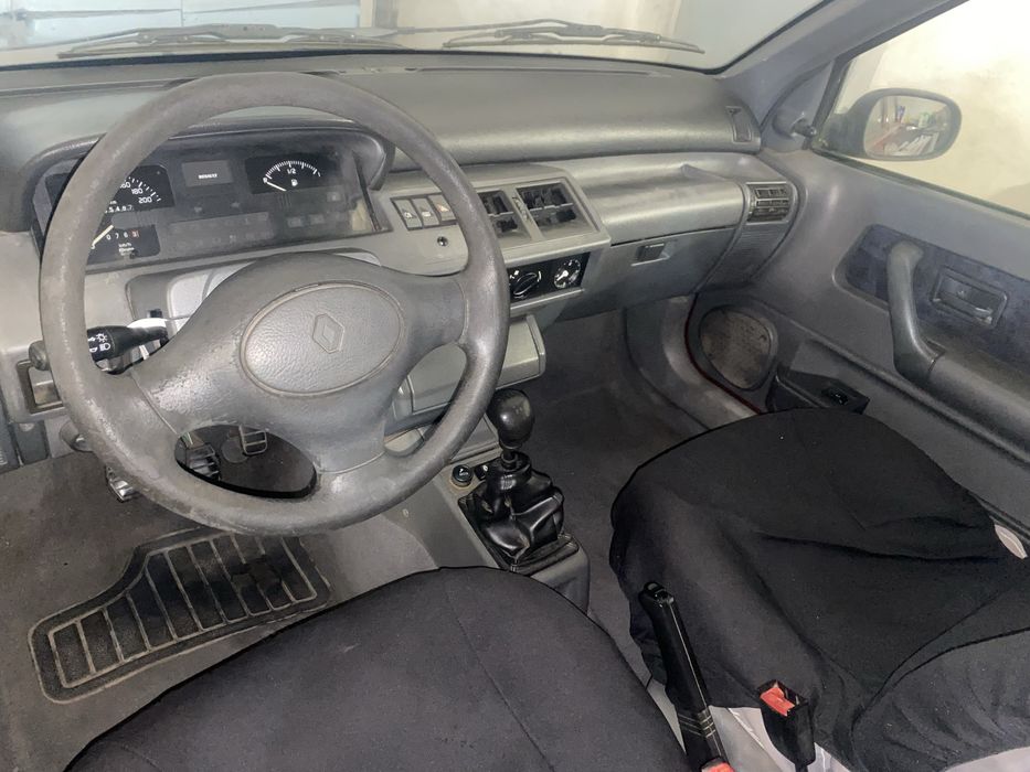 Renault Clio 1.2 Gasolina (1998)