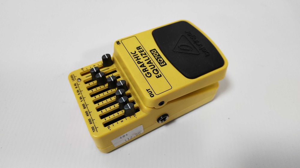 Behringer EQ700 - Equalizer do gitary