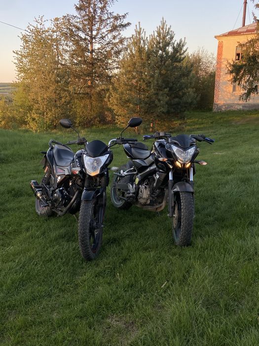 СРОЧНИЙ ПРОДАЖ bajaj pulsar ns200