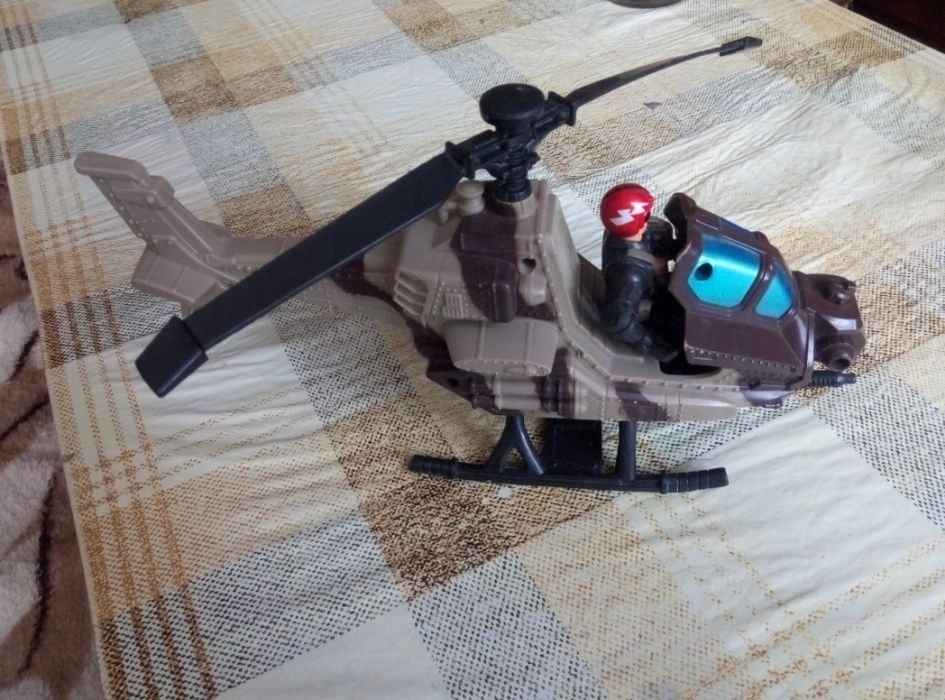 Набор игрушка "Солдаты" SOLDIER вертолет