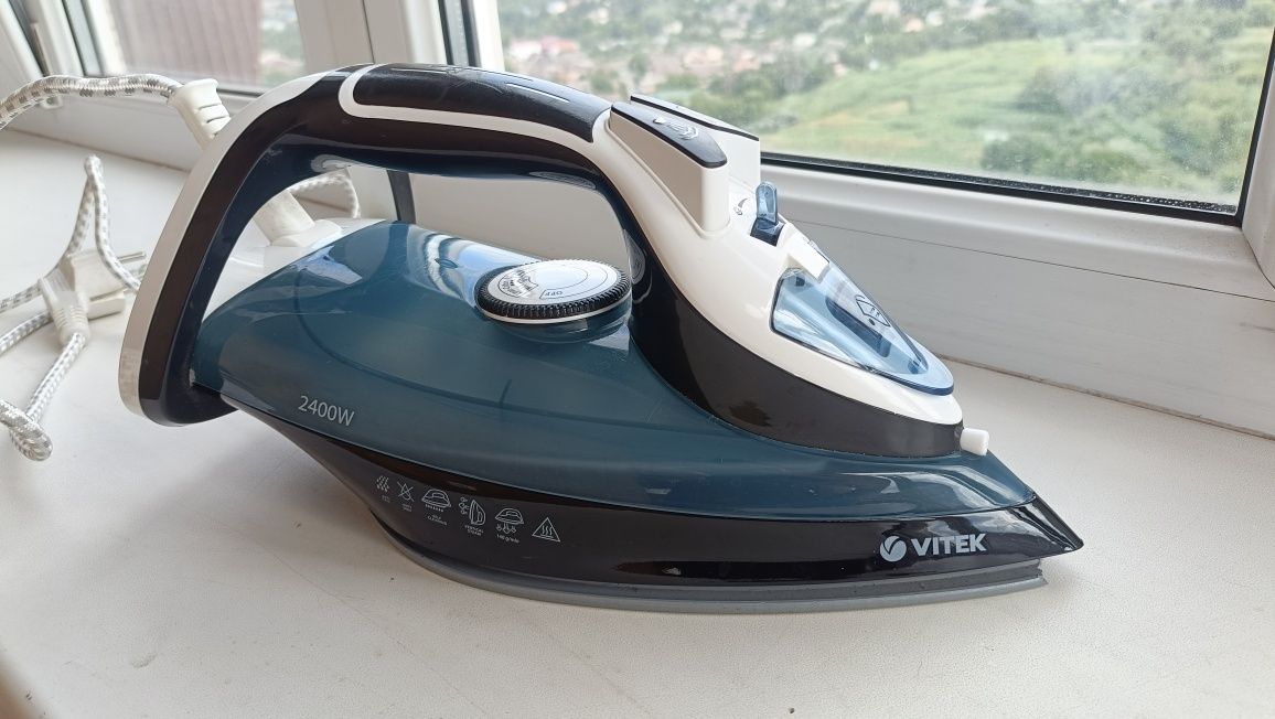 Праска утюг Vitek VT-8304
