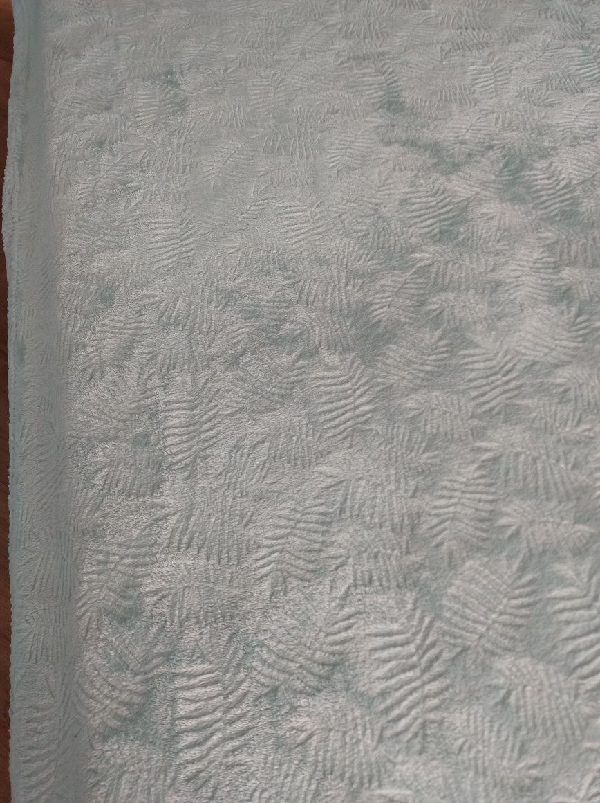 Koc pluszowy narzuta 220x220cm + 2x poszewka poduszka 40x40cm JAK NOWE