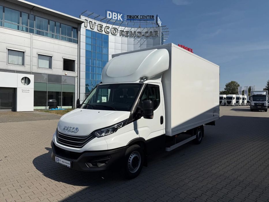 Iveco 35S18  Iveco 35S18 2023 Automat 10EP (31660)