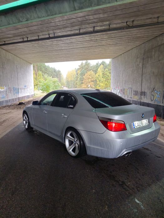 BMW E60 530D 218 HP 2004 R. Sprzedam lub zamienie na LT z paką
