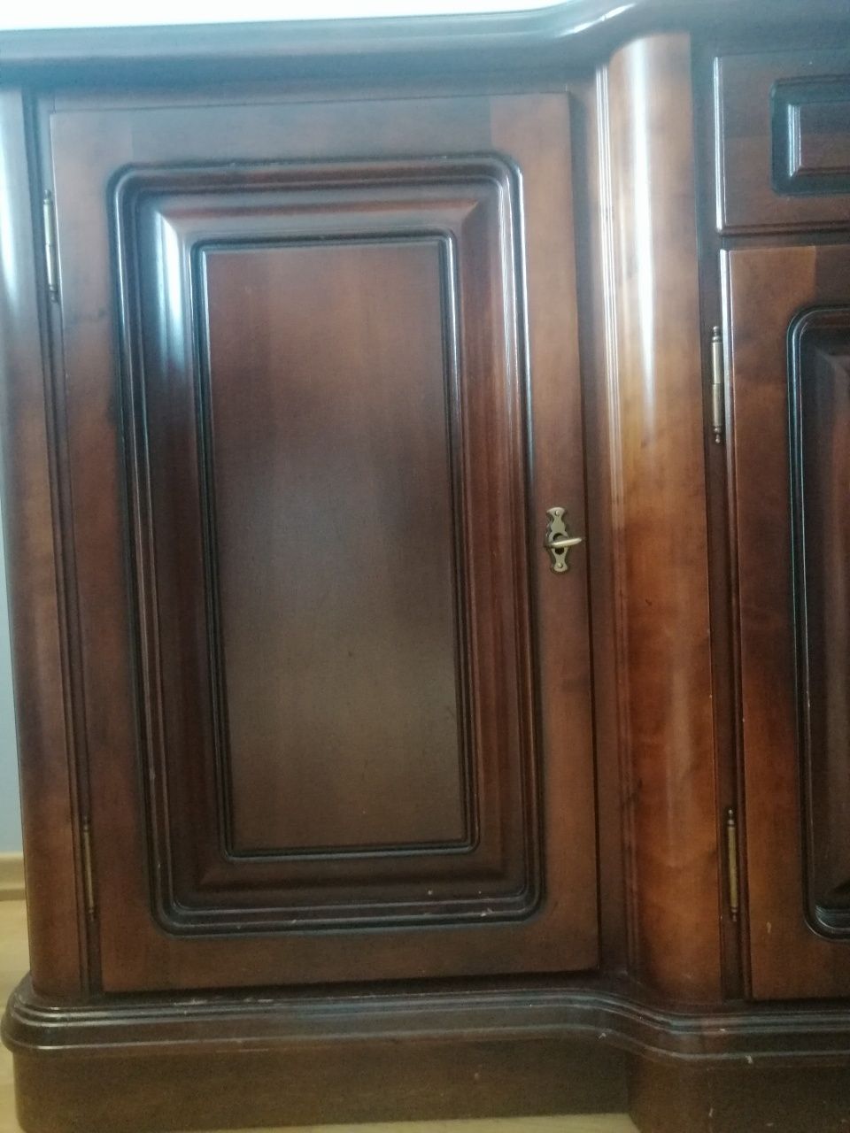 Komoda firmy swarzędz drewno