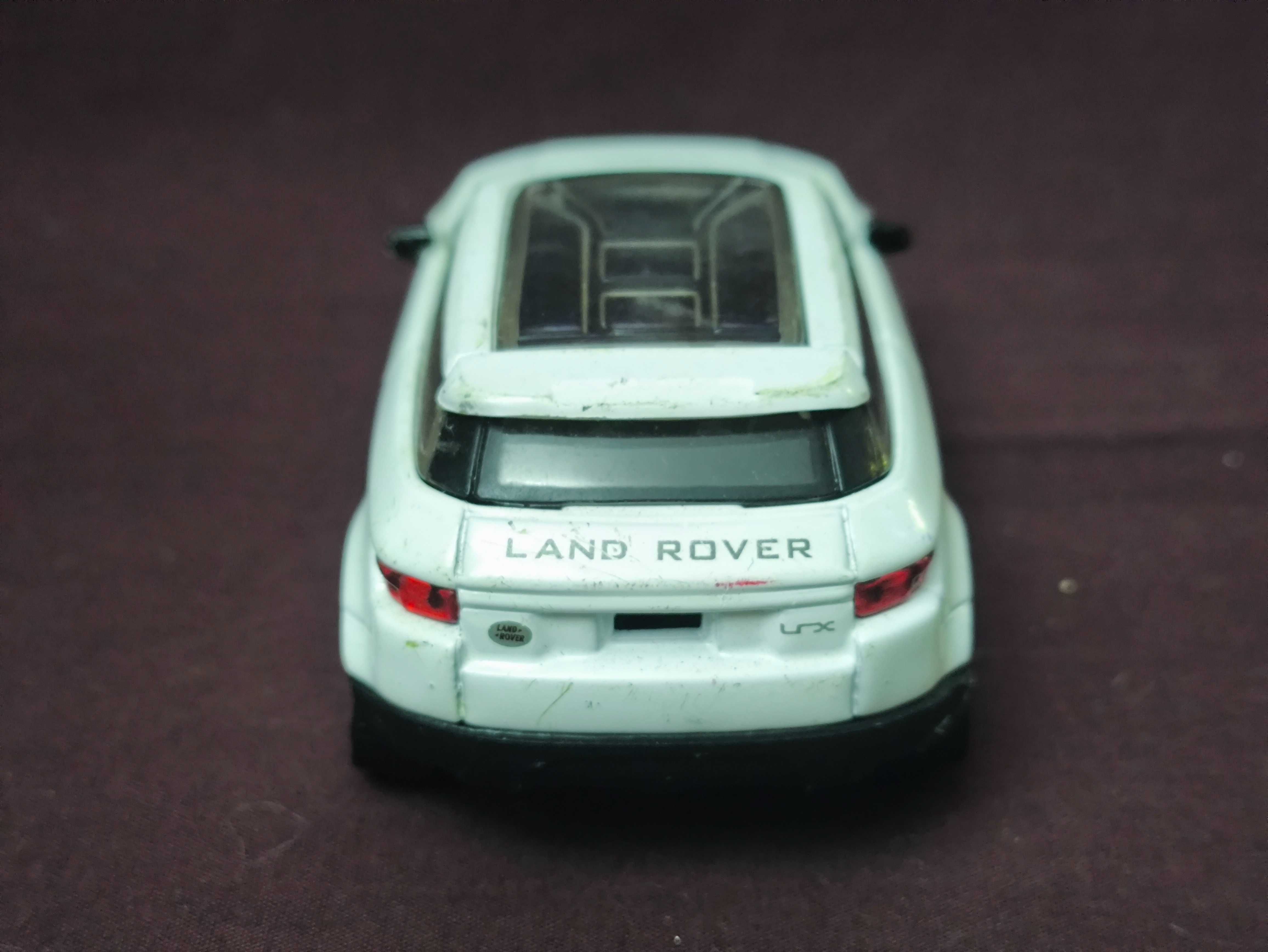 Машинка Land Rover LRX Concept 1:43 Bburago