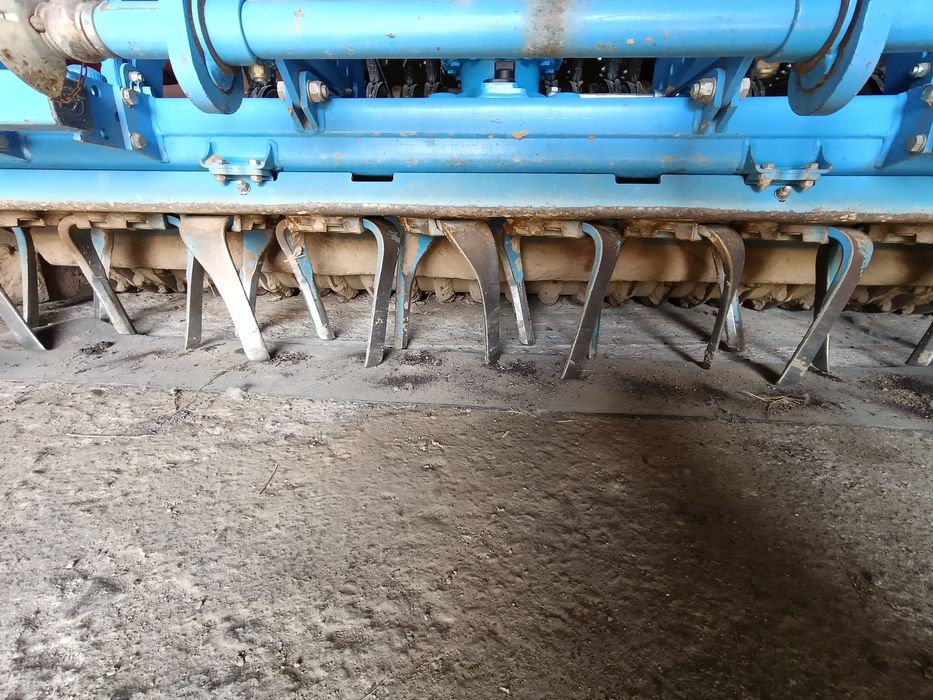 Sprzedam siewnik LEMKEN SAPHIR 7  z broną  LEMKEN ZIRKON 12