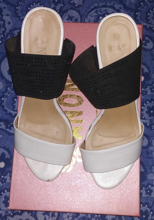 Босоножки женские Anona