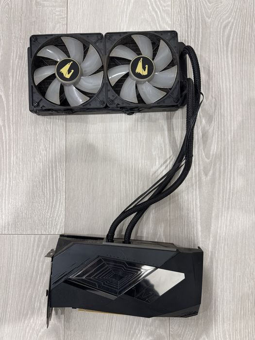 Видеокарта GIGABYTE Aorus GeForce RTX 3080 XTREME WATERFORCE 10G