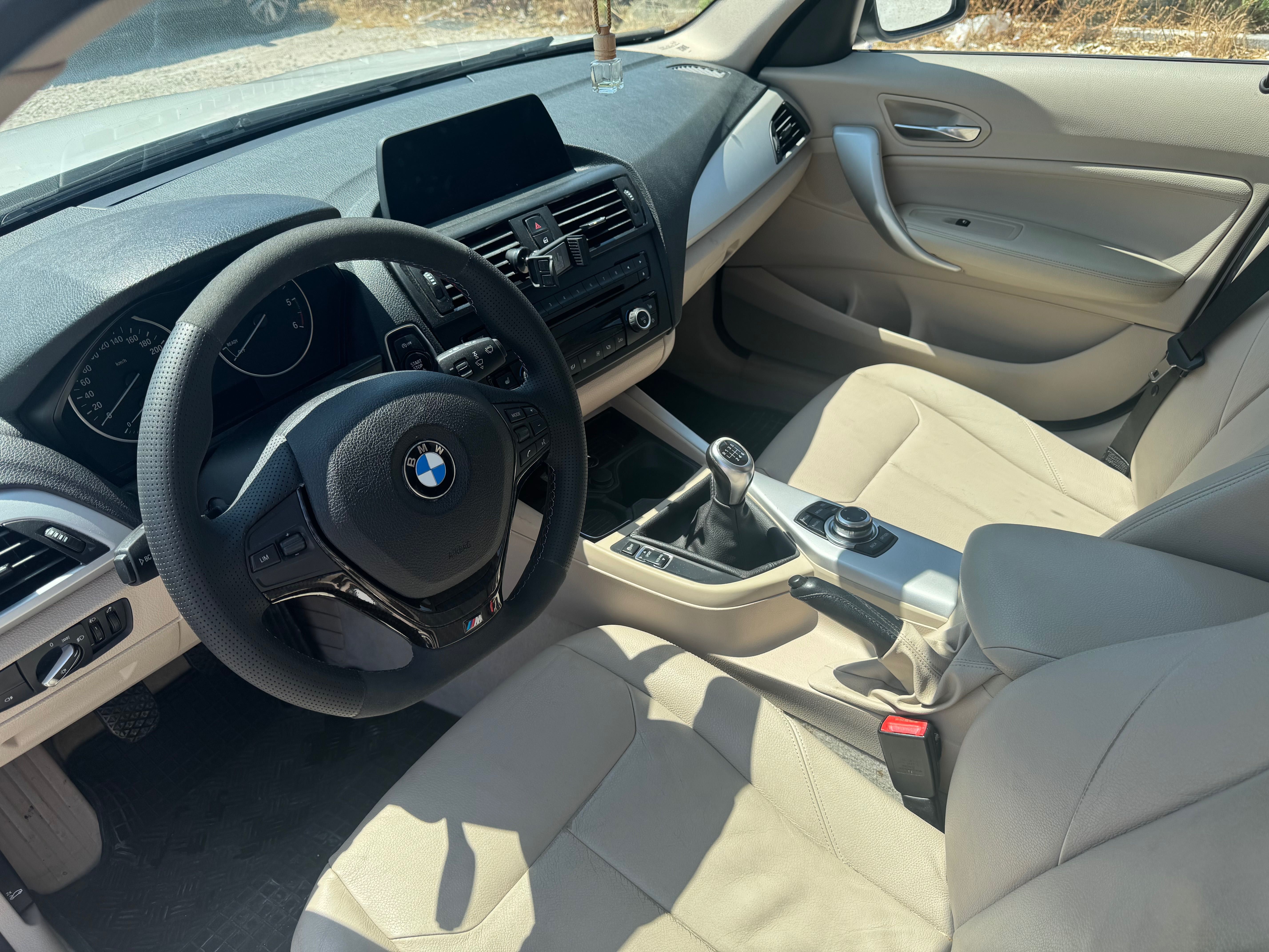 Bmw série 1 118d 2012