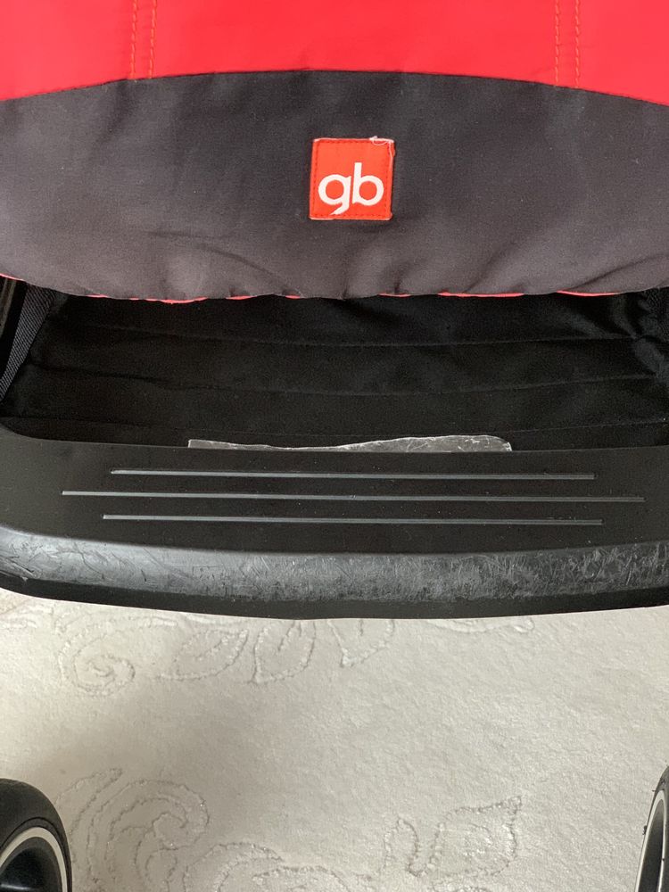 Прогулянкова коляска gb qbit+