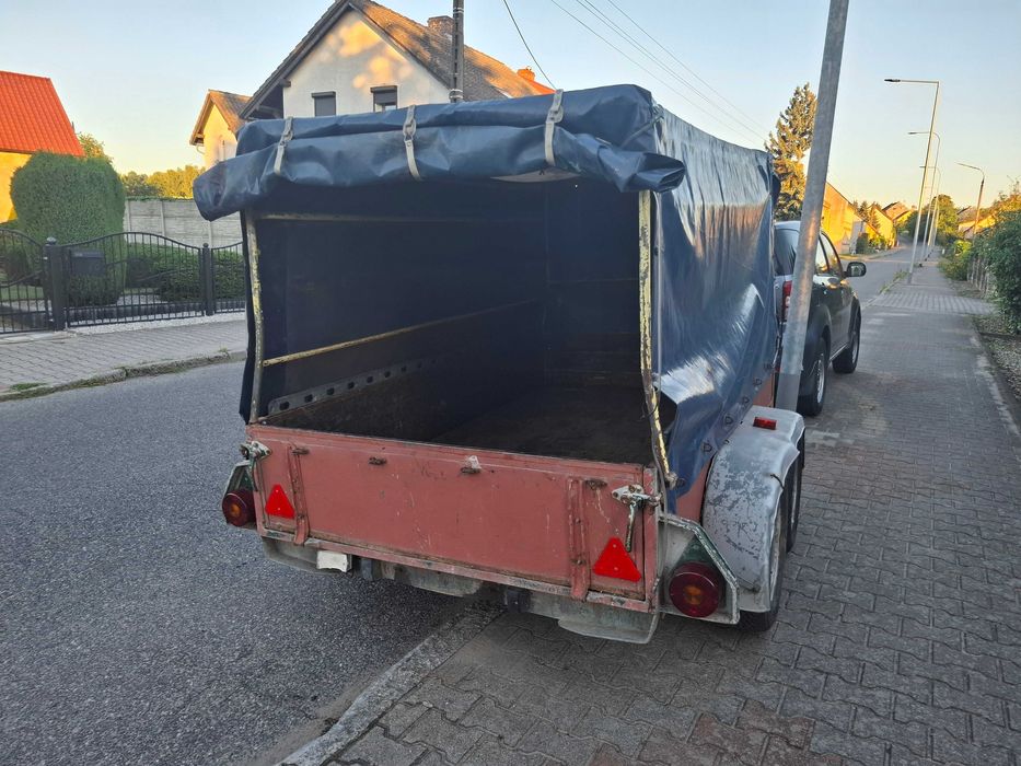 przyczepa dwuosiowa  ładowność 1,5 t