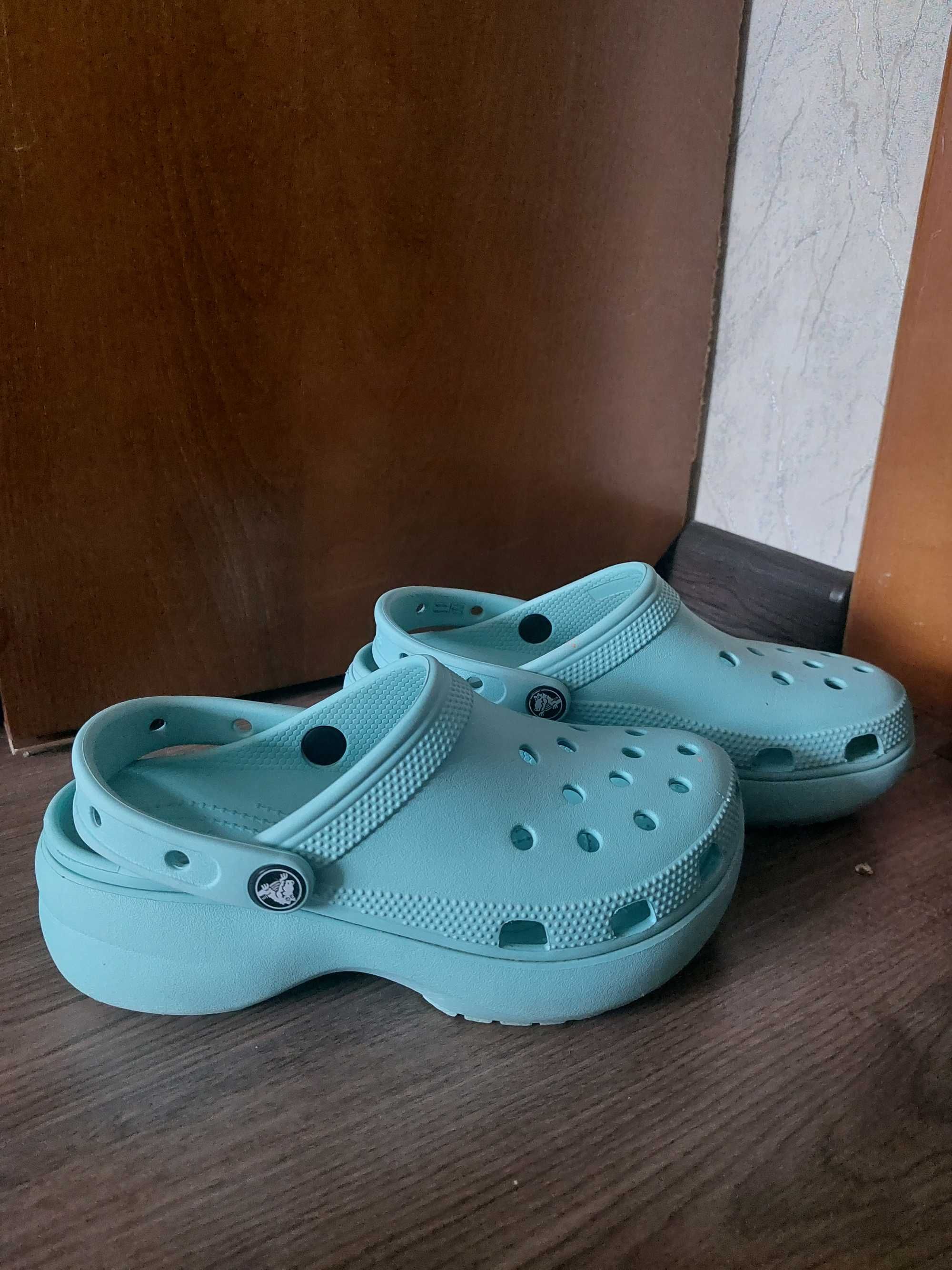 Классные Crocs w6 p.36-37.