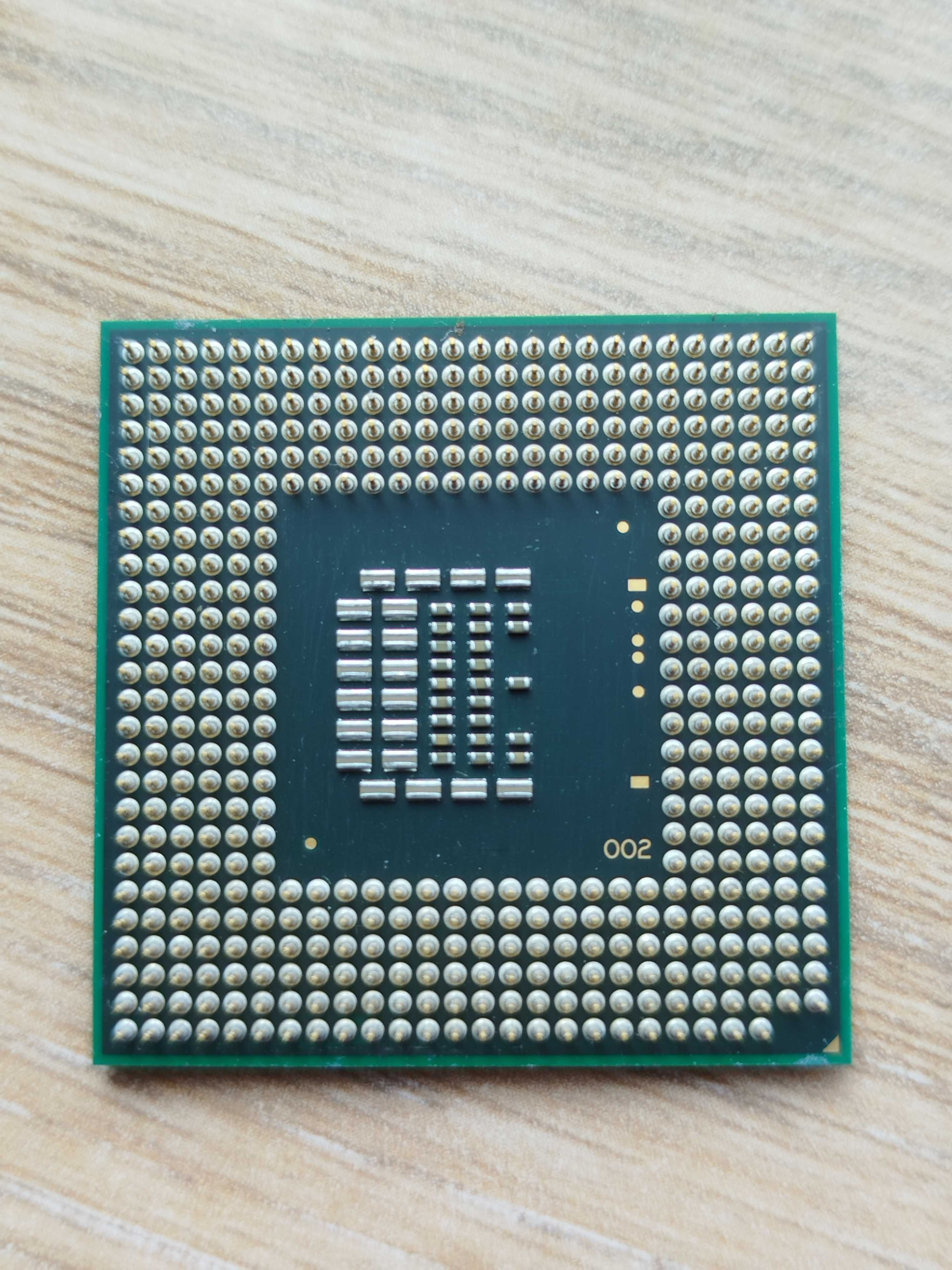 Процесор Intel Core 2 Duo T9600, 6 МБ кеш, 2 ядра 2.8 ГГц, 1066 МГц.