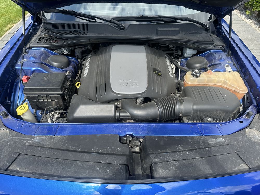 Dodge CHallenger 5.7 HEMI Manual!