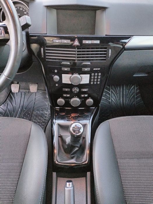 Opel Astra H Cosmo 1.8 бензин, 2009 р. (універсал)