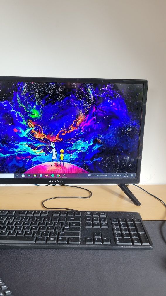 Travel TV  / Monitor  24 cal - Kiano