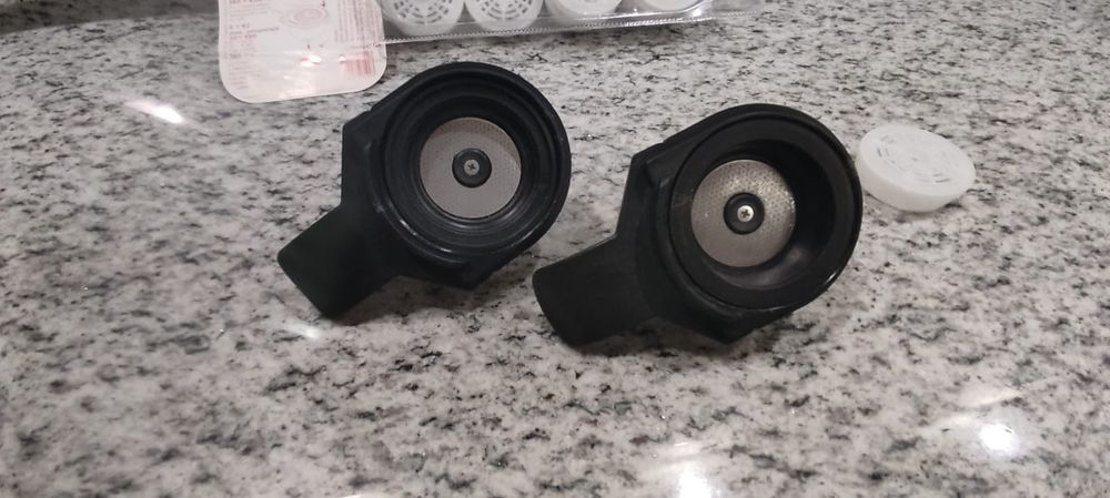 Punhos máquina café Dimobilli com cápsulas reutilizáveis