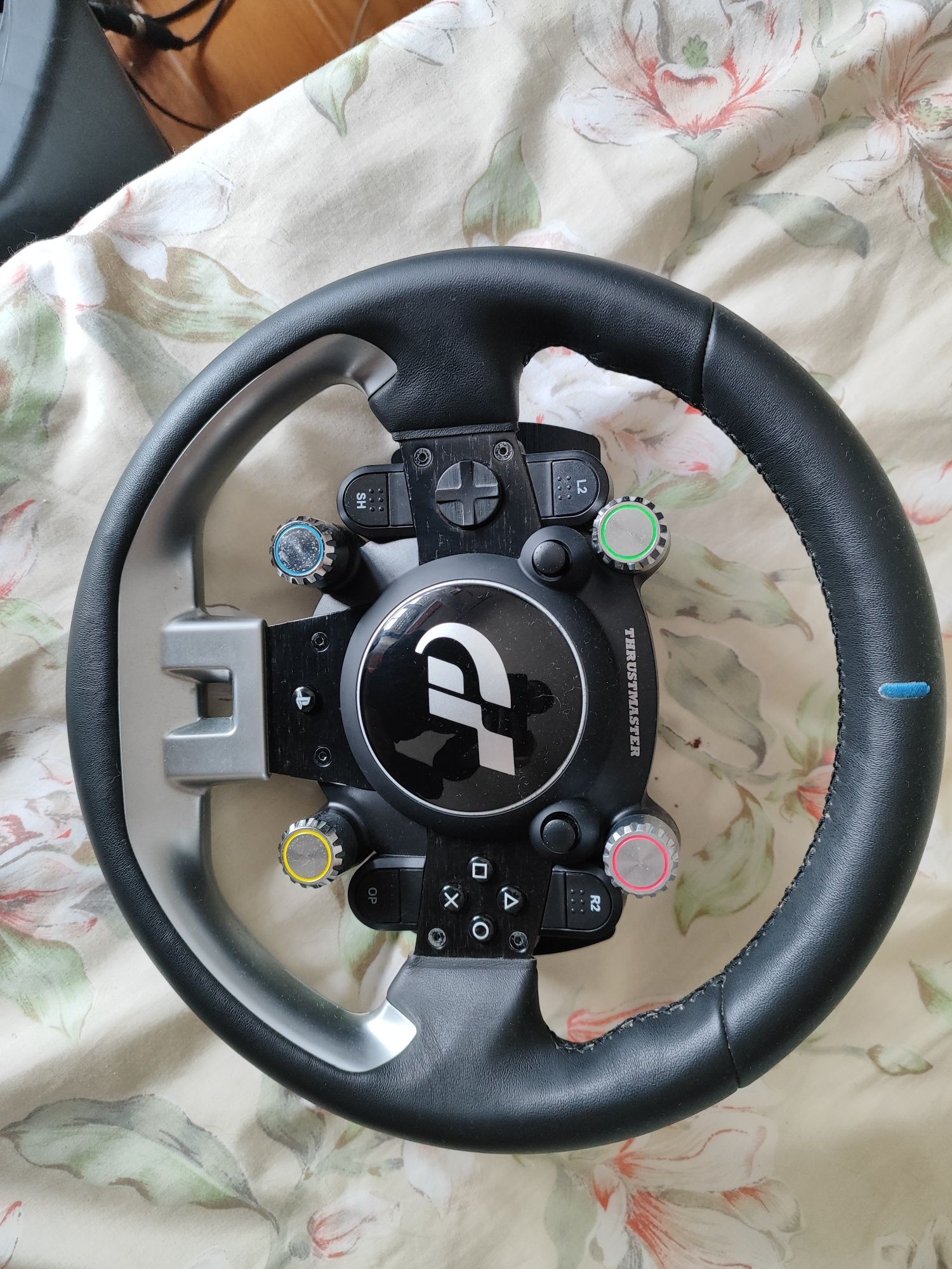 Base thrusmaster tgt2 mais volante GT e rally