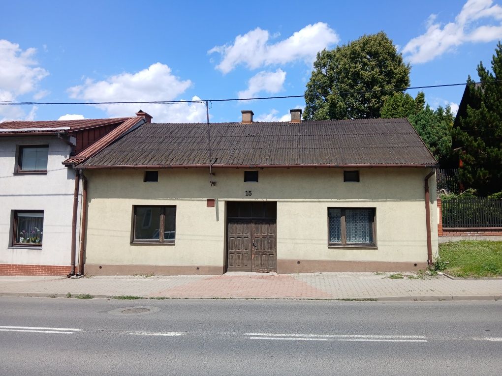 Dom w Słomnikach blisko rynku