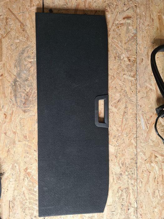 Полка багажника Renault KADJAR