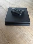 Na sprzedaż: PlayStation 4 1TB + pad + 6 gier!

Sprzedam konsolę PlayS