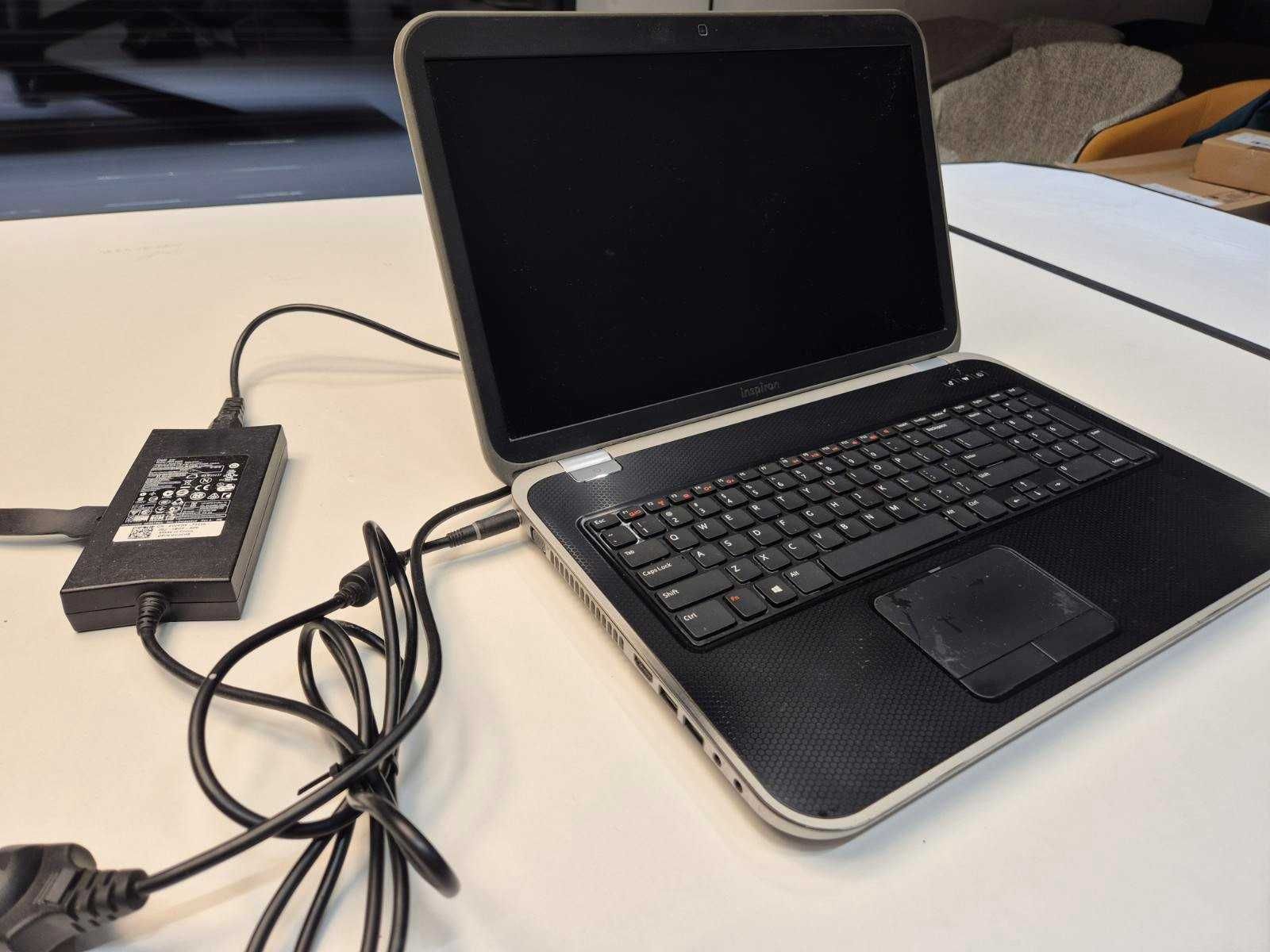 Laptop Dell Inspirion 7720 - rozmiar 17,3
