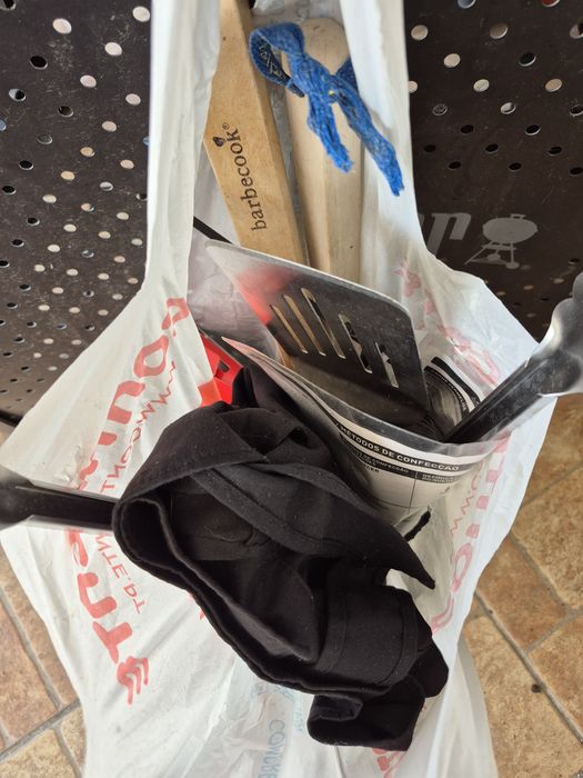 Grelhador a gás Weber Q3200