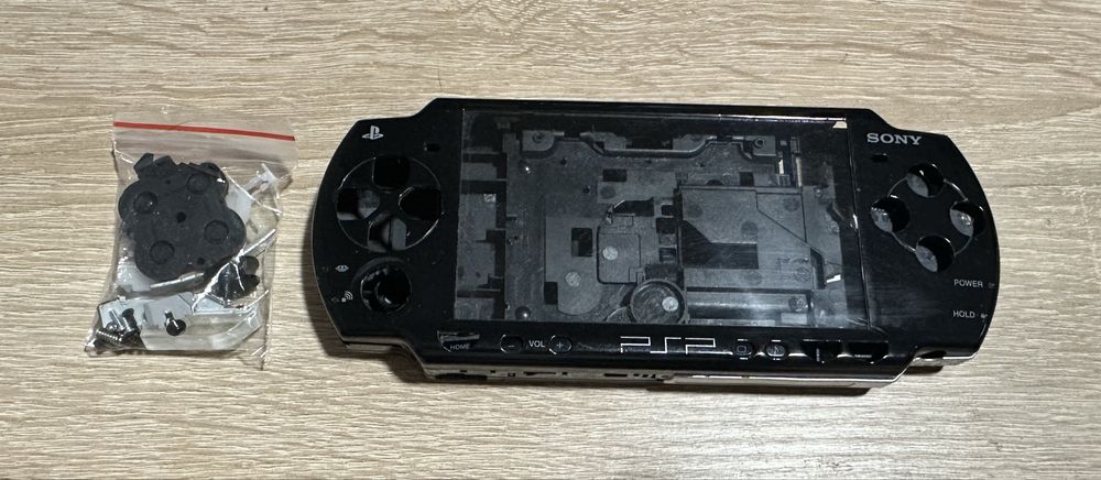 Oryginalna obudowa do PlayStation Portable PSP 2004