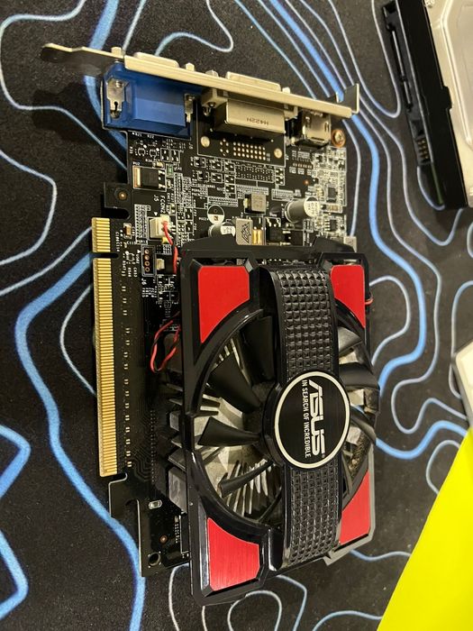 Placa de vídeo GT 740 2GB VRAM ASUS Edition