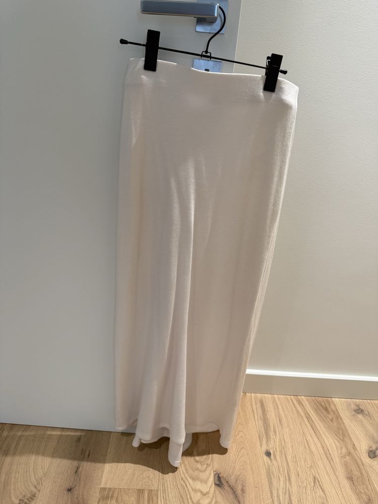 Saia Massimo Dutti