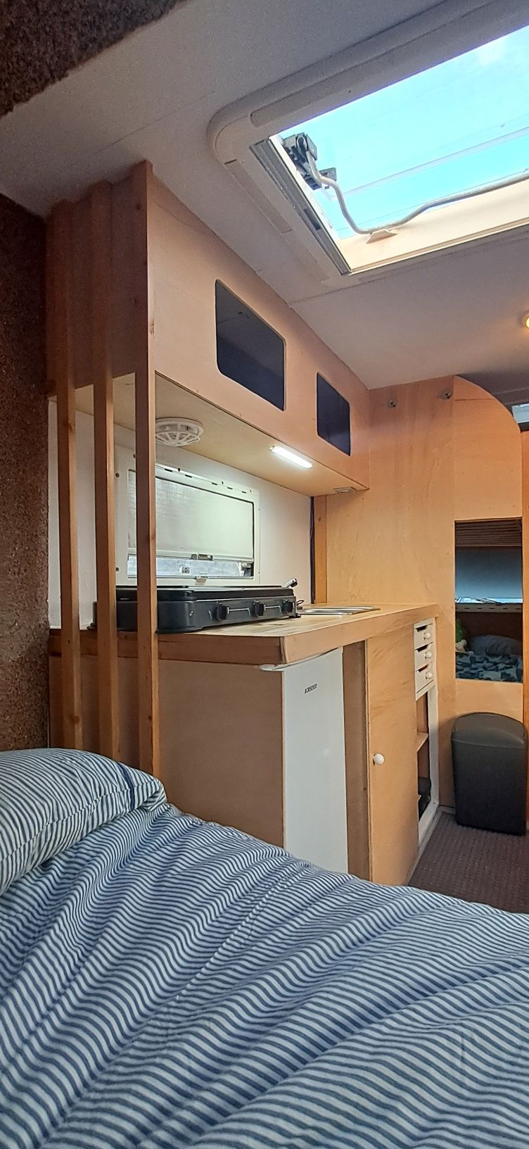 Caravana com beliche cama casal