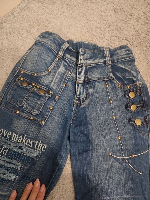 Джинси кльош, модні, нові