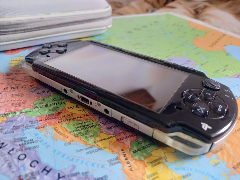 Konsola Sony psp 2004 (2003) slim piano black 64gb ponad 100 gier
