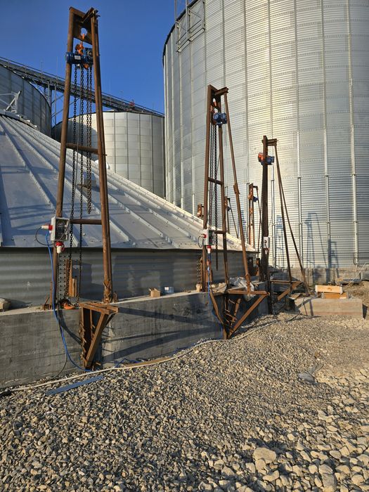 Продам комплект електроталей 5тон для піднімання силосів
