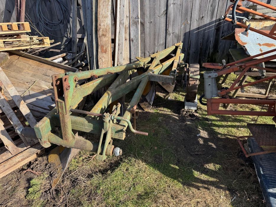Pług Unia Grudziądz 4 skibowy grudziądzki 4 skiby do Ursusa 914