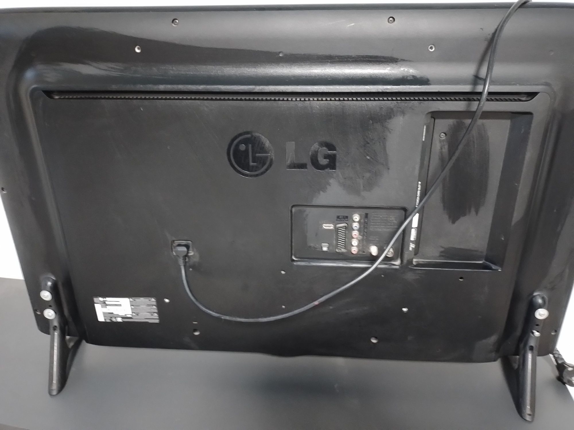Телевізор   LG 42 діагональ
